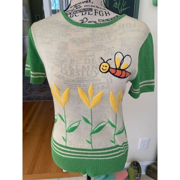 Vintage Short Sleeve Bumble Bee Sweater (60s/70s) - Picture 1 of 8